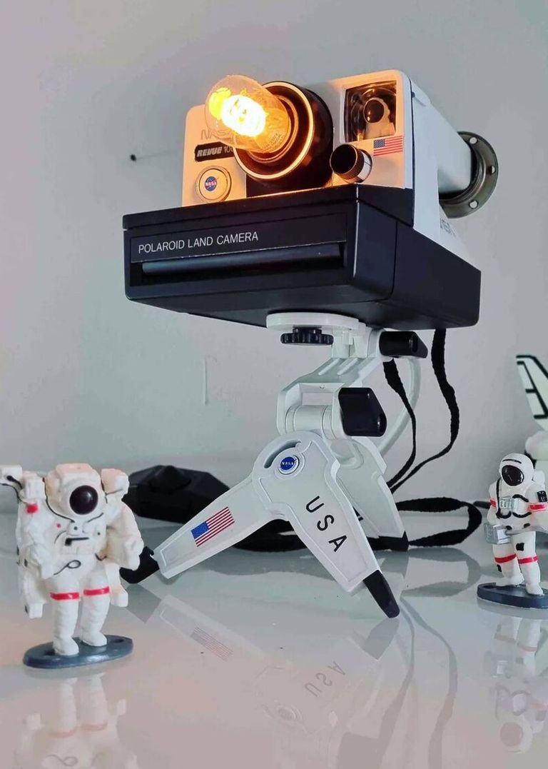 Polaroid Kameralampe "NASA Apollo 23"